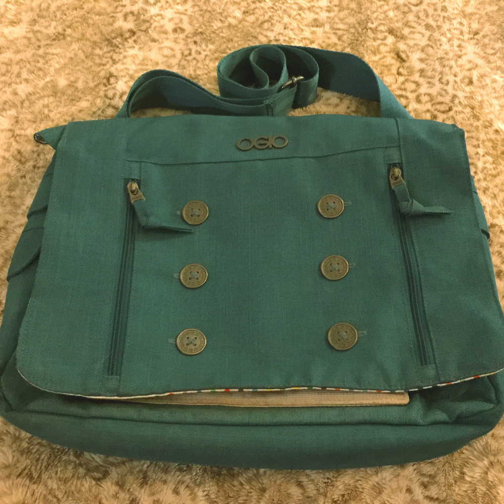 Ogio Laptop Bag in Peacock w/ white/rainbow lining